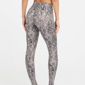 Like New Spanx Faux Leather Snake Shine Leggings